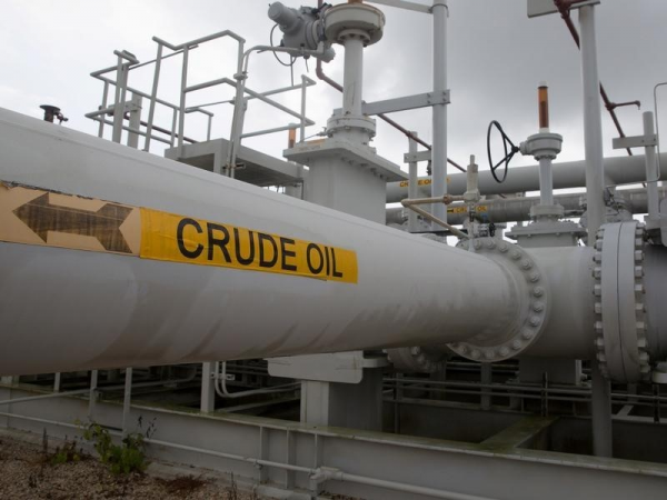 Dầu giảm giá trong khi colonial pipeline chưa khởi động lại đường ống dẫn nhiên liệu