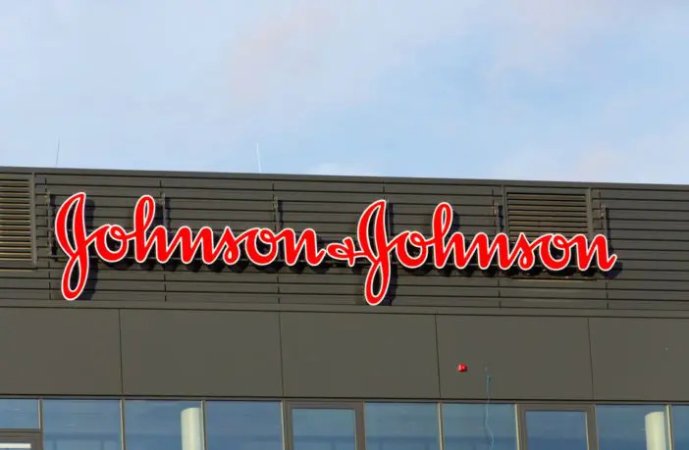 Johnson & Johnson (JNJ): Vua cổ tức bị định giá thấp với nền tảng tài chính vững chắc