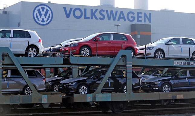 Volkswagen chi trả cổ tức cao đột biến trước Giáng Sinh ảnh 1